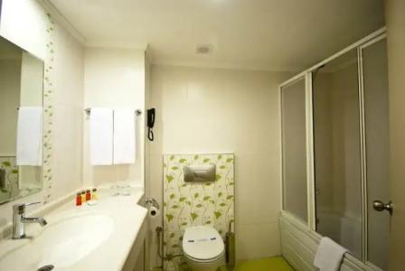 MG White Lilyum - 51