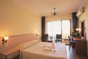 Dogan Paradise Beach Hotel, Oezdere