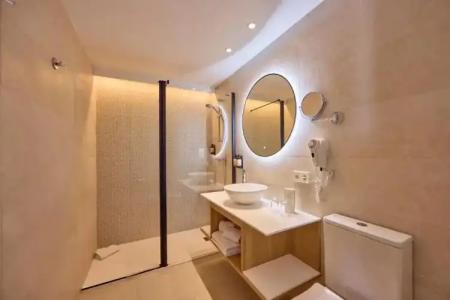 Universal Bikini - 84