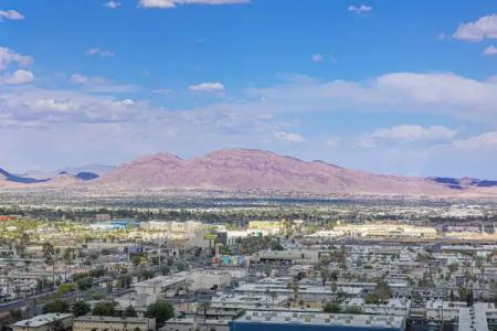 SAHARA Las Vegas - 28