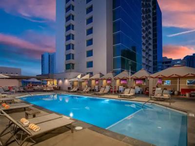 SAHARA Las Vegas - 19