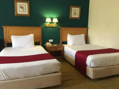 Amarante Pyramids - 1