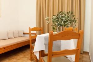 Varouxakis Hotel, Platanias