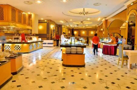 Royal Garden Palace - Families and Couples - 47