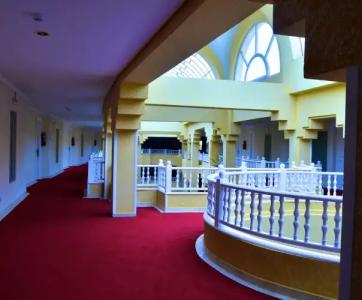 Royal Garden Palace - Families and Couples - 37