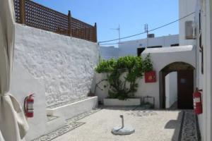 Sarris Studios & Apartments, Lindos
