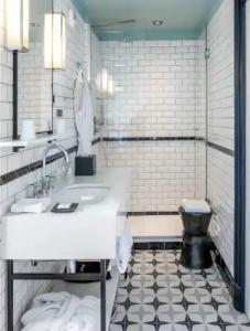 Hôtel Adèle & Jules - 71
