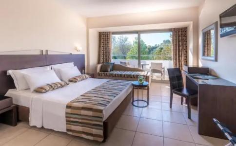 Cronwell Platamon Resort All-Inclusive - 35