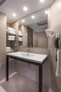 Cronwell Platamon Resort All-Inclusive - 38