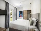 Deluxe Apartment with garden view