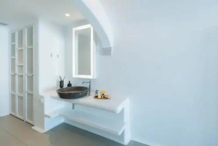 Mykonos Blanc - Preferreds & Resorts - 50