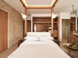 Outdoor Jacuzzi Double Naia Suite with sea view