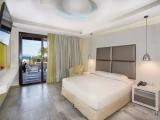 Double Beachfront Suite with sea view
