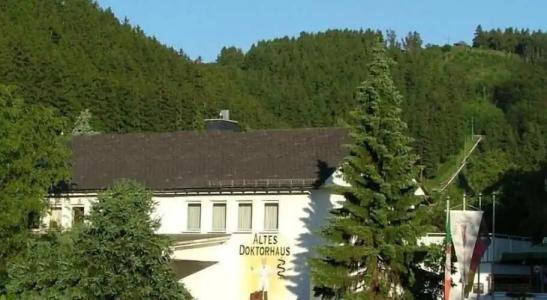 Altes Doktorhaus - Garni