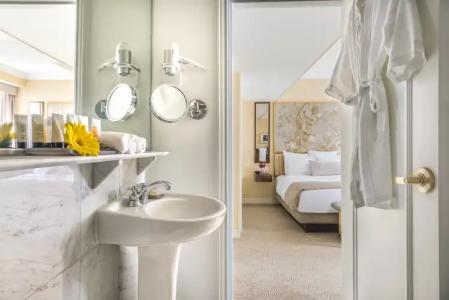 Warwick Allerton Chicago - 7