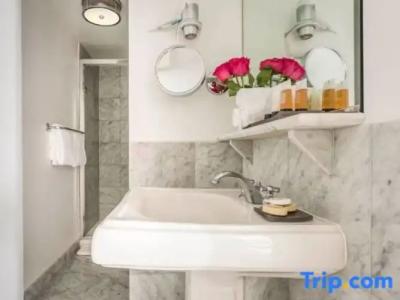 Warwick Allerton Chicago - 72