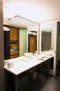 Aloft Miami Doral - 39