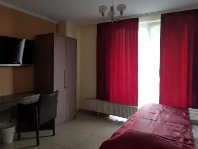 Cara Vita Cologne - 46