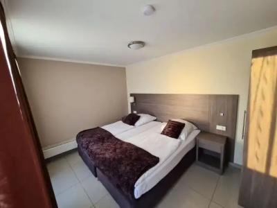 Cara Vita Cologne - 5