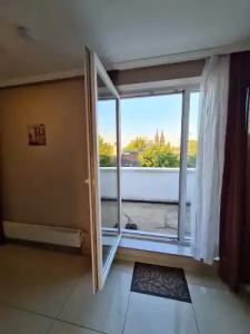 Cara Vita Cologne - 36