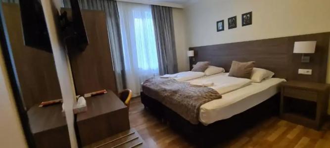 Cara Vita Cologne - 58