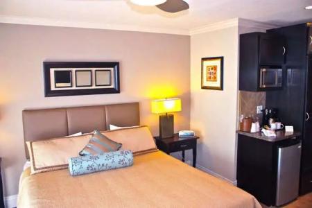 Laguna Surf Lodge - 1