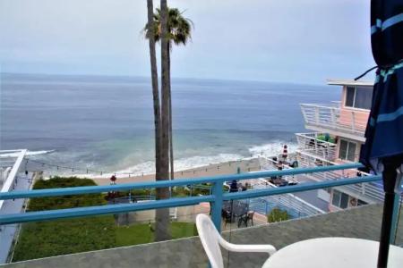 Laguna Surf Lodge - 9