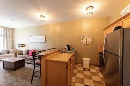 Seneca - Snowshoe - 72