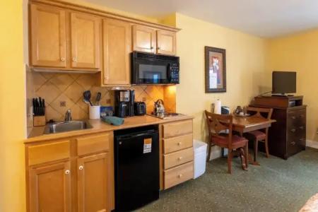 Seneca - Snowshoe - 83