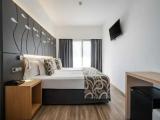 Single room with balcony and with partial sea view