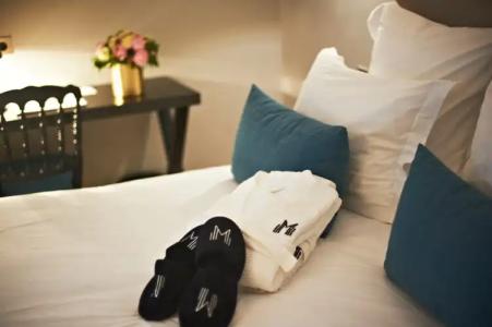 Hôtel Mathis Elysées - 69