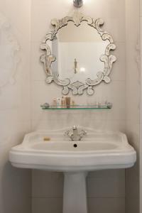 Hôtel Mathis Elysées - 9