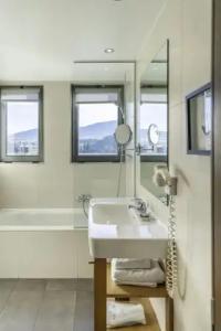 The Athens Gate - 49