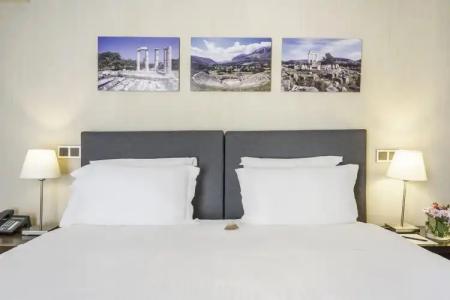 The Athens Gate - 28