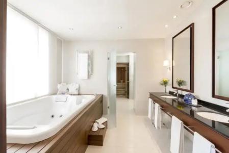 Barcelona Center - 57