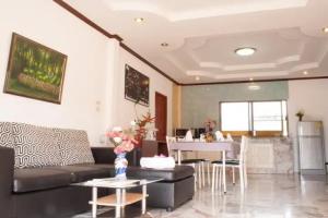 Bangtao Varee Beach Hotel, Bang Tao