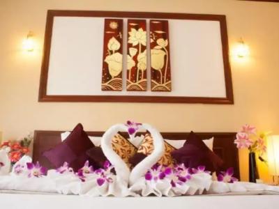Bangtao Varee Beach - 12