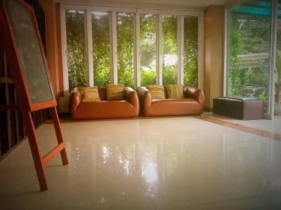 Le' Luxe Residence - 6