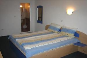 Guest House Rai, Kiten