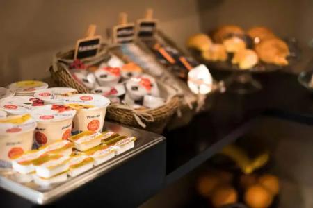 Giuturna Boutique - 12