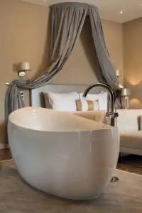 Domaine de la Klauss & Spa, Restaurant Gastronomique Le K - 82