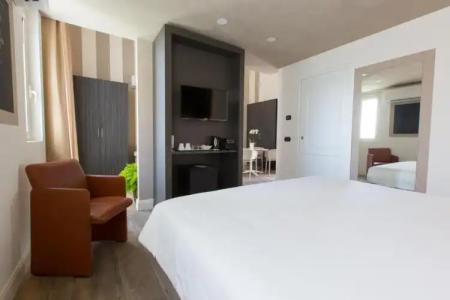 Al Campanile - Luxury Suites & Apartments - 110