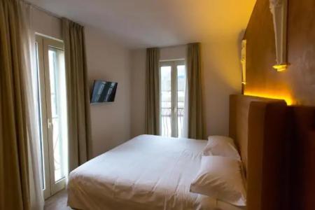 Al Campanile - Luxury Suites & Apartments - 52