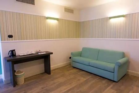 Al Campanile - Luxury Suites & Apartments - 40