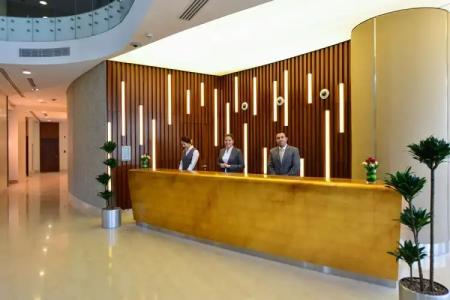 The Avenue - 8