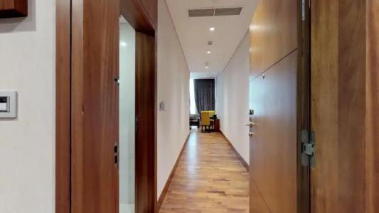 The Avenue - 44