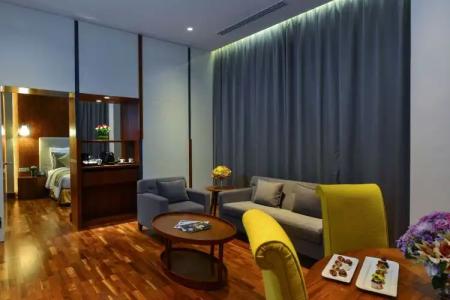 The Avenue - 37