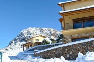 Levandes Houses, Kalavrita