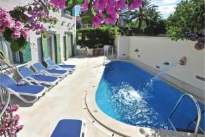 Villa «Holiday Home Angelina», Mirca