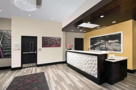 Hampton Inn Huntsville/Village of Providence, AL - 1